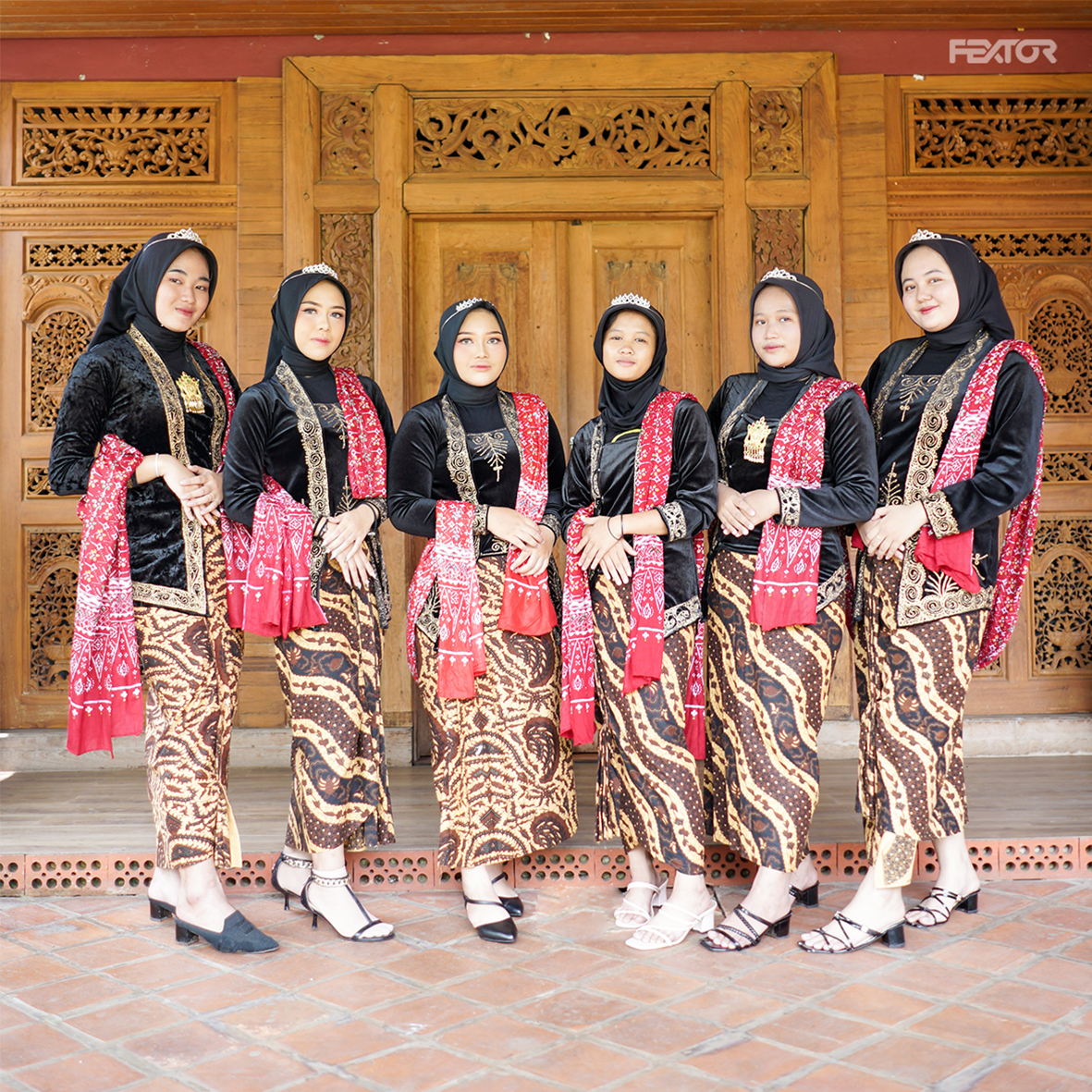 EO BUKU TAHUNAN SEKOLAH