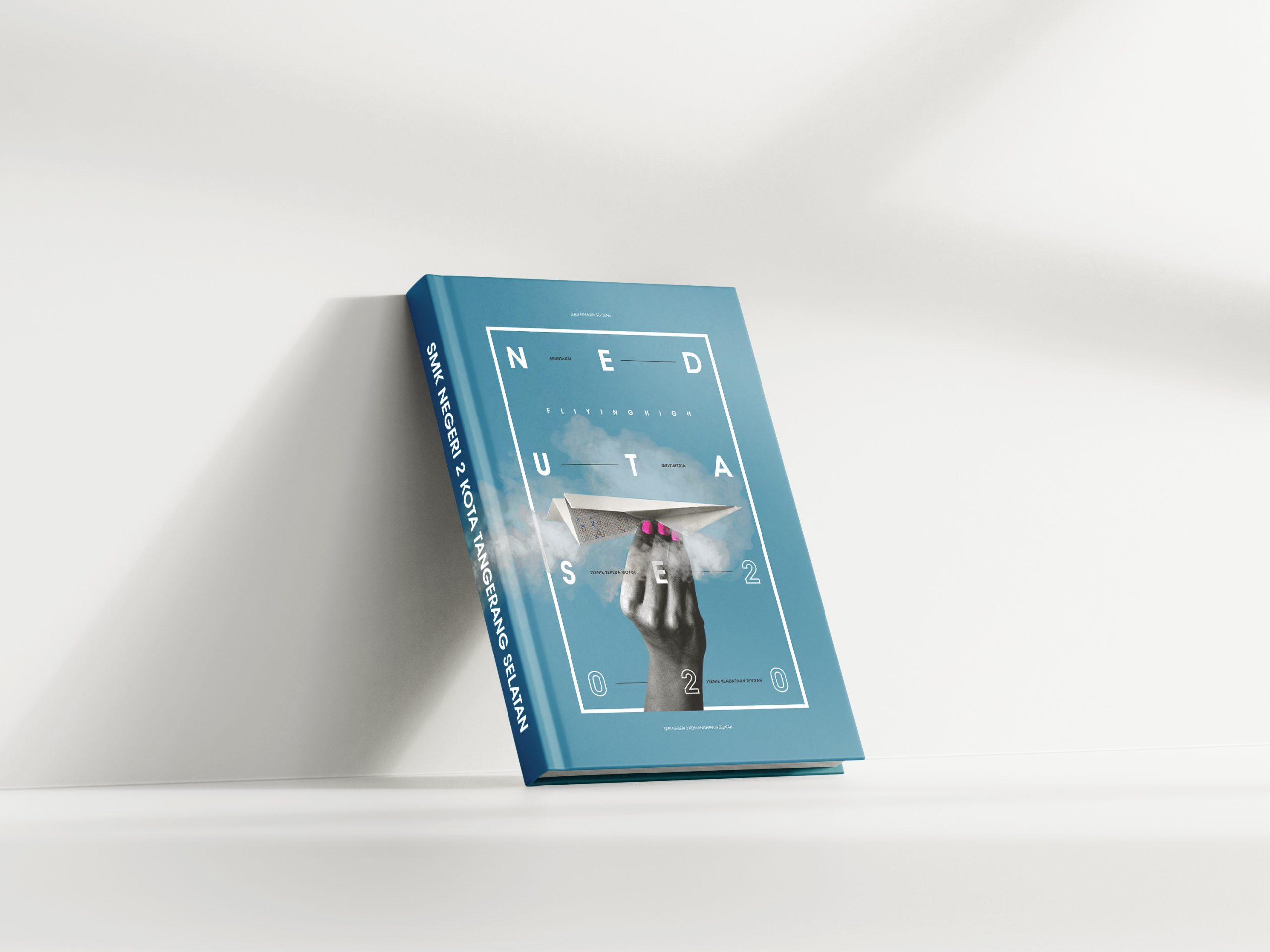EO BUKU TAHUNAN SEKOLAH